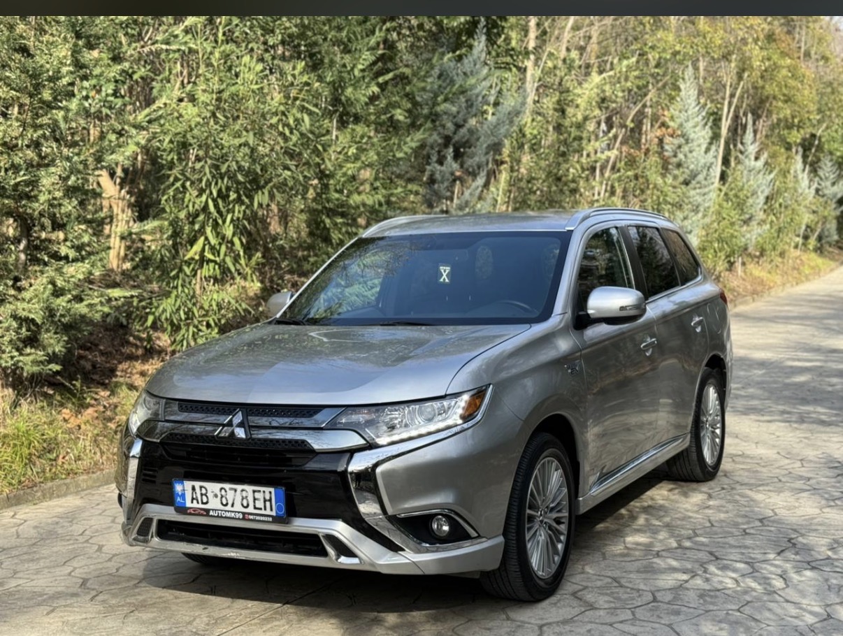 Mitsubishi Outlander PHEV