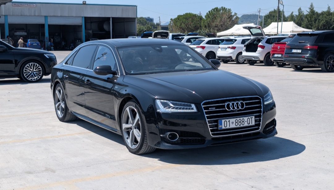 Audi A8 Lungo