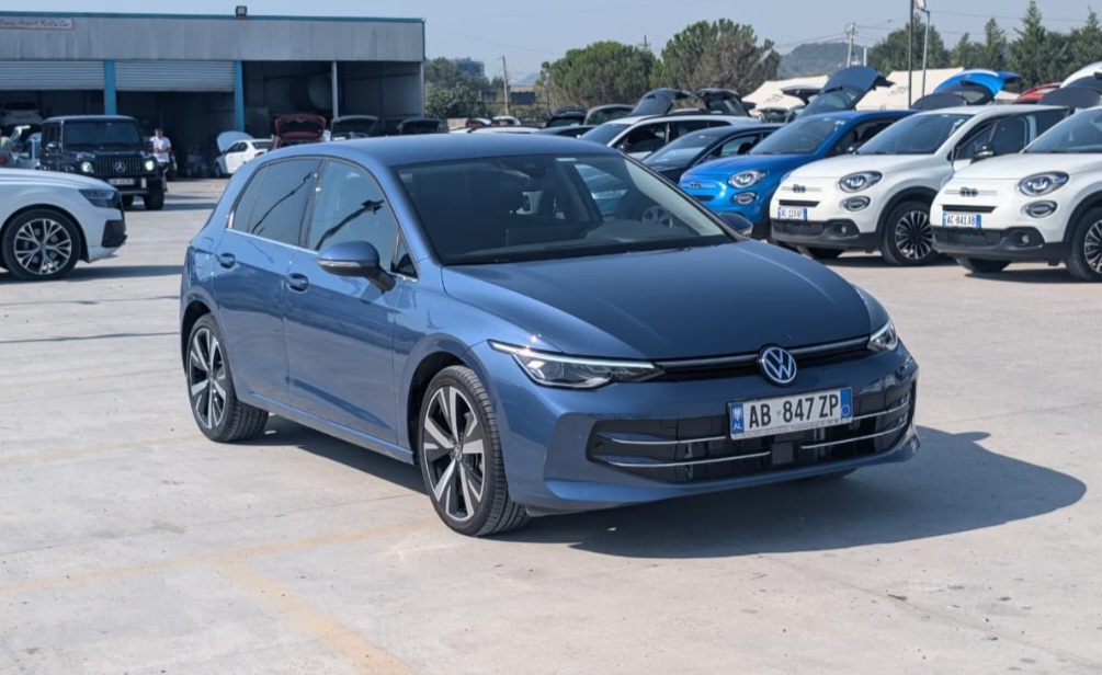 Volkswagen Golf 8