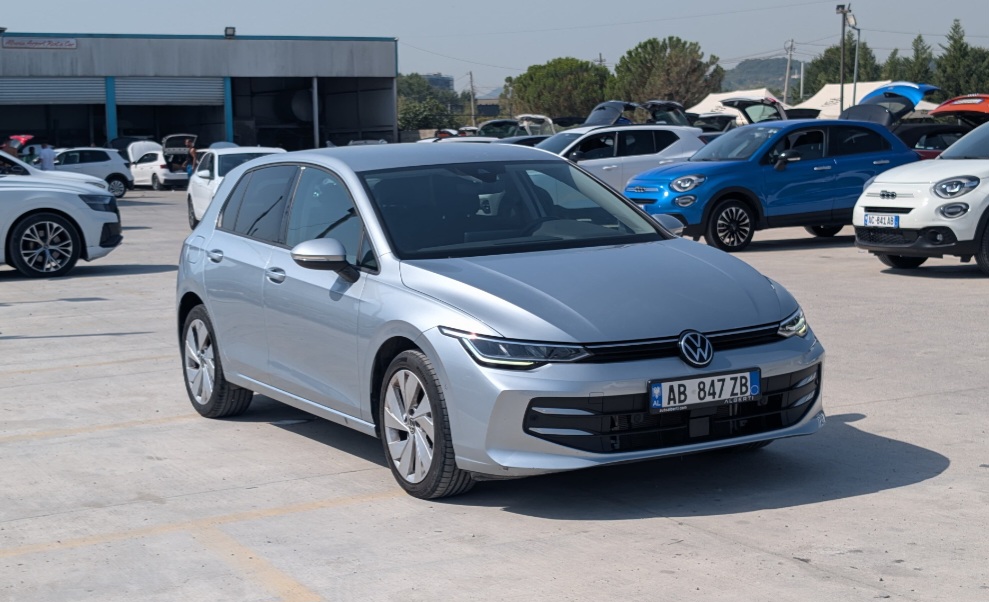 Volkswagen Golf 8