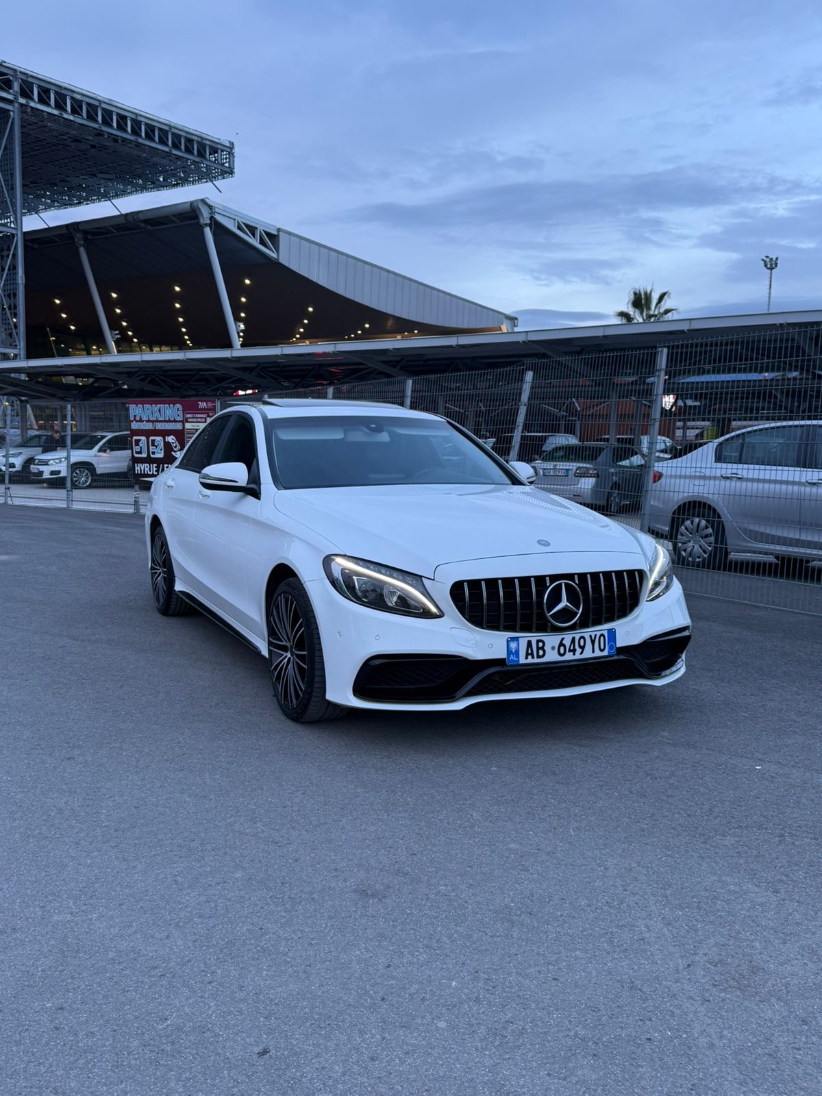 Mercedes-Benz C-Class 300