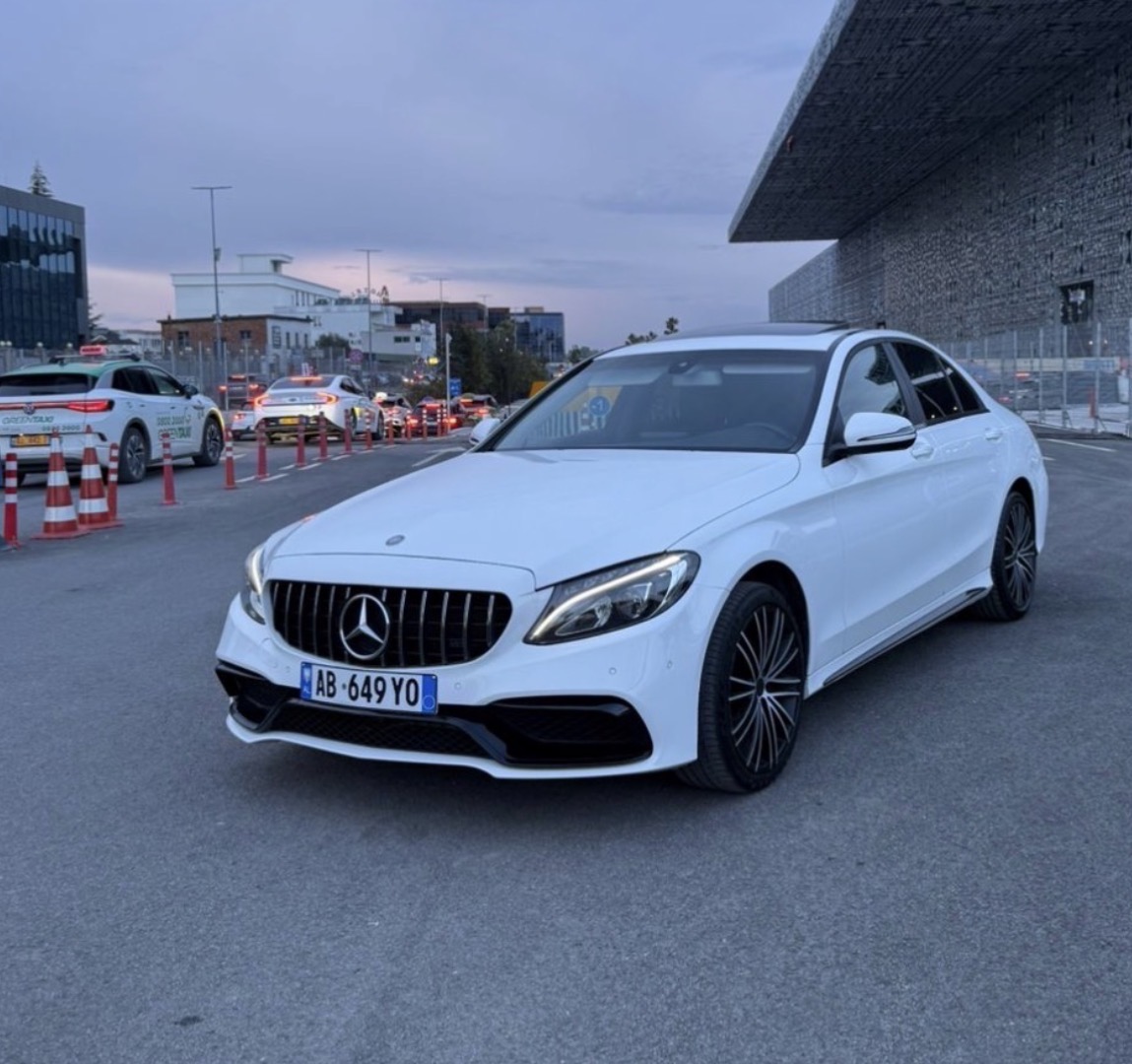 Mercedes-Benz C-Class 300