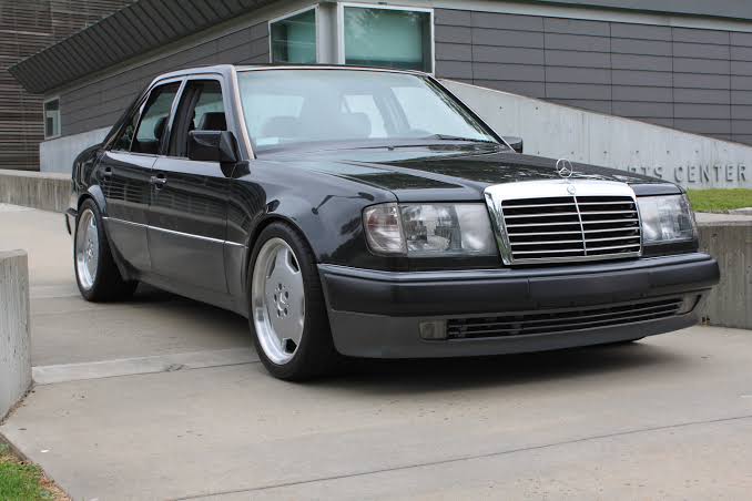Mercedes-Benz W-124